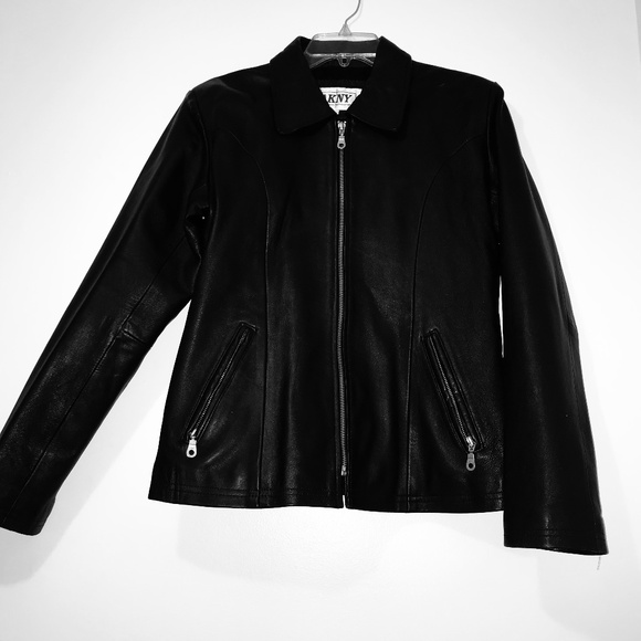 Vintage 90s Kids Black 100% Leather Jacket with zipper and pockets Size XL - Picture 1 of 16